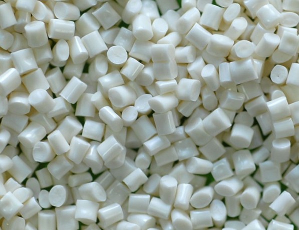 АБС-пластик гранулированный черный STAREX HF-0680 фото