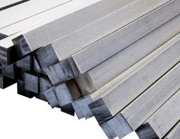 Квадрат дюралевый прессованный Д19М 130 мм ГОСТ Р 51834-2001 фото